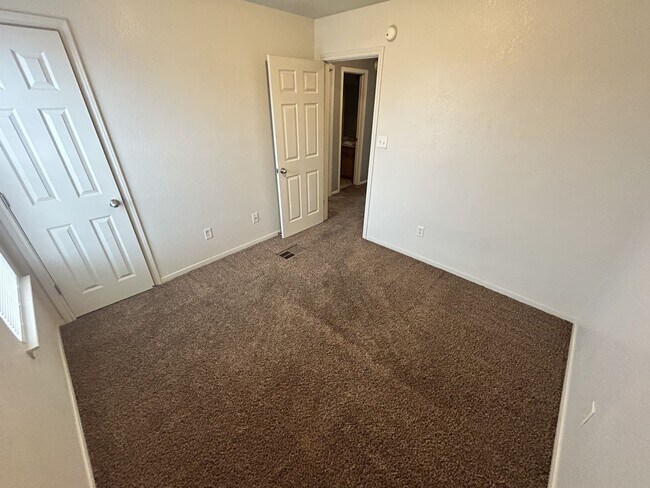 Building Photo - 4108 Shasta Rd