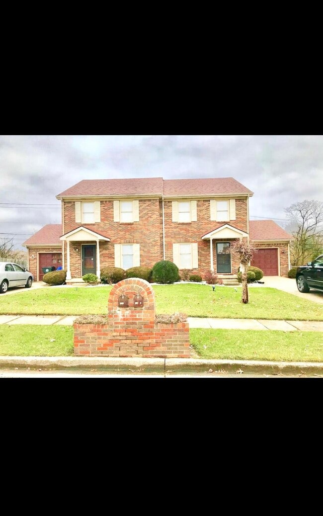 Building Photo - 3112 High Ridge Dr