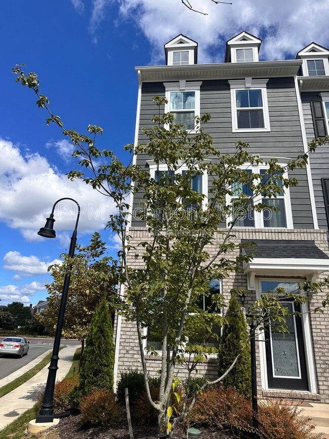 Building Photo - 1681 Ewing Pk Lp