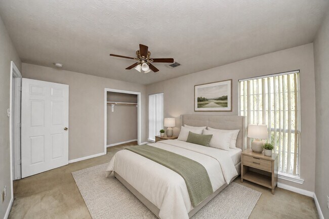Building Photo - 3211 Carmel Valley Dr