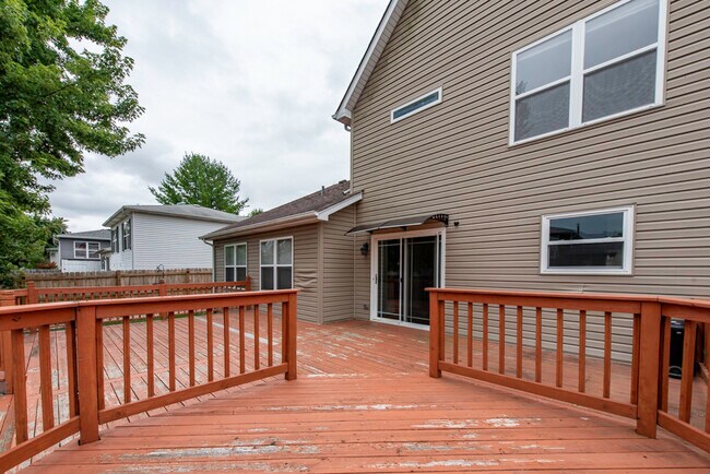 Building Photo - 686 Chippewa Cir