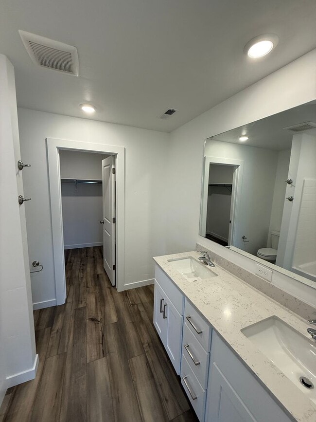 Building Photo - First Full Months Rent Free!-Beautiful 4 b...