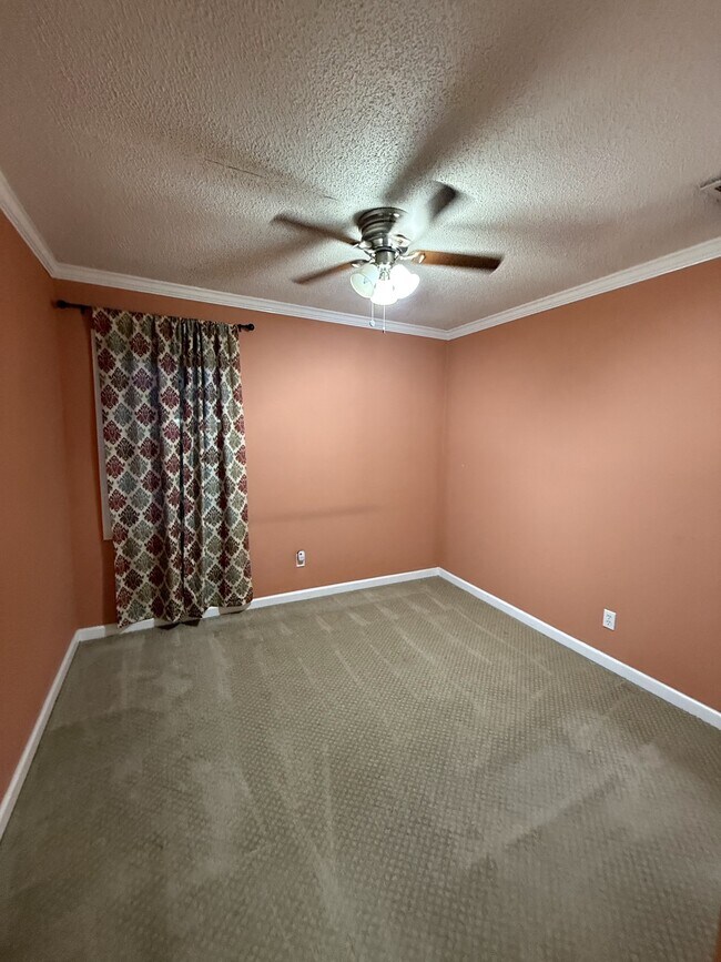 Building Photo - 2366 N Walston Bridge Rd