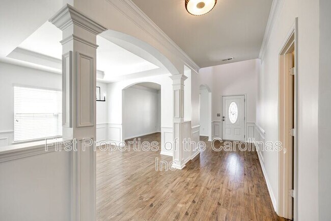 Building Photo - 16619 Broadwing Pl