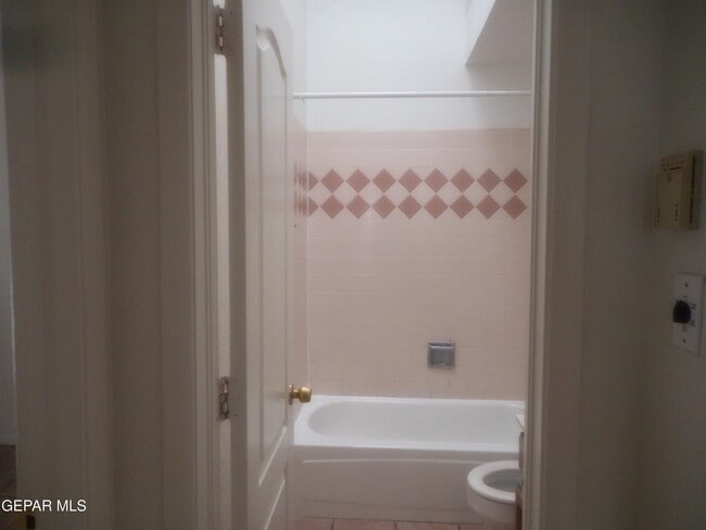 Building Photo - 1538 Rebecca Ann Dr