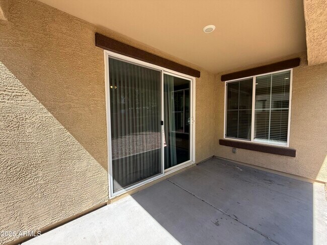 Building Photo - 1255 N Arizona Ave