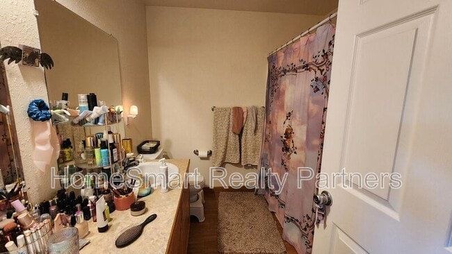 Building Photo - 508 Ridge Ave