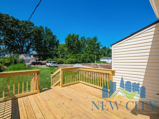 Building Photo - Renovated Spacious Two Bedroom in Franklinton