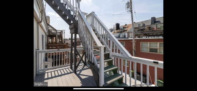 Building Photo - 1010 S Streeper St