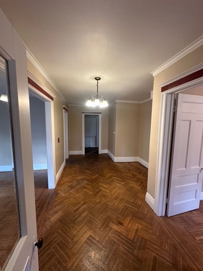 Building Photo - 293 Dartmouth St