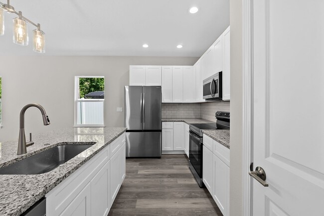Building Photo - 39 Karas Trail