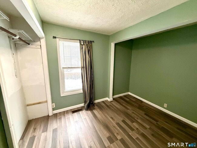 Building Photo - 42 Wells Ave