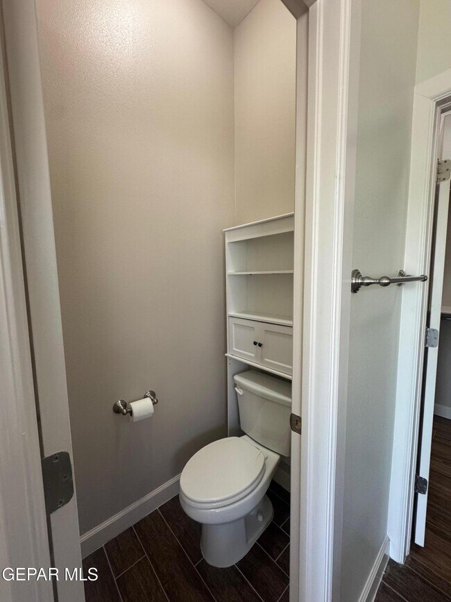 Building Photo - 7726 Enchanted Ridge Dr