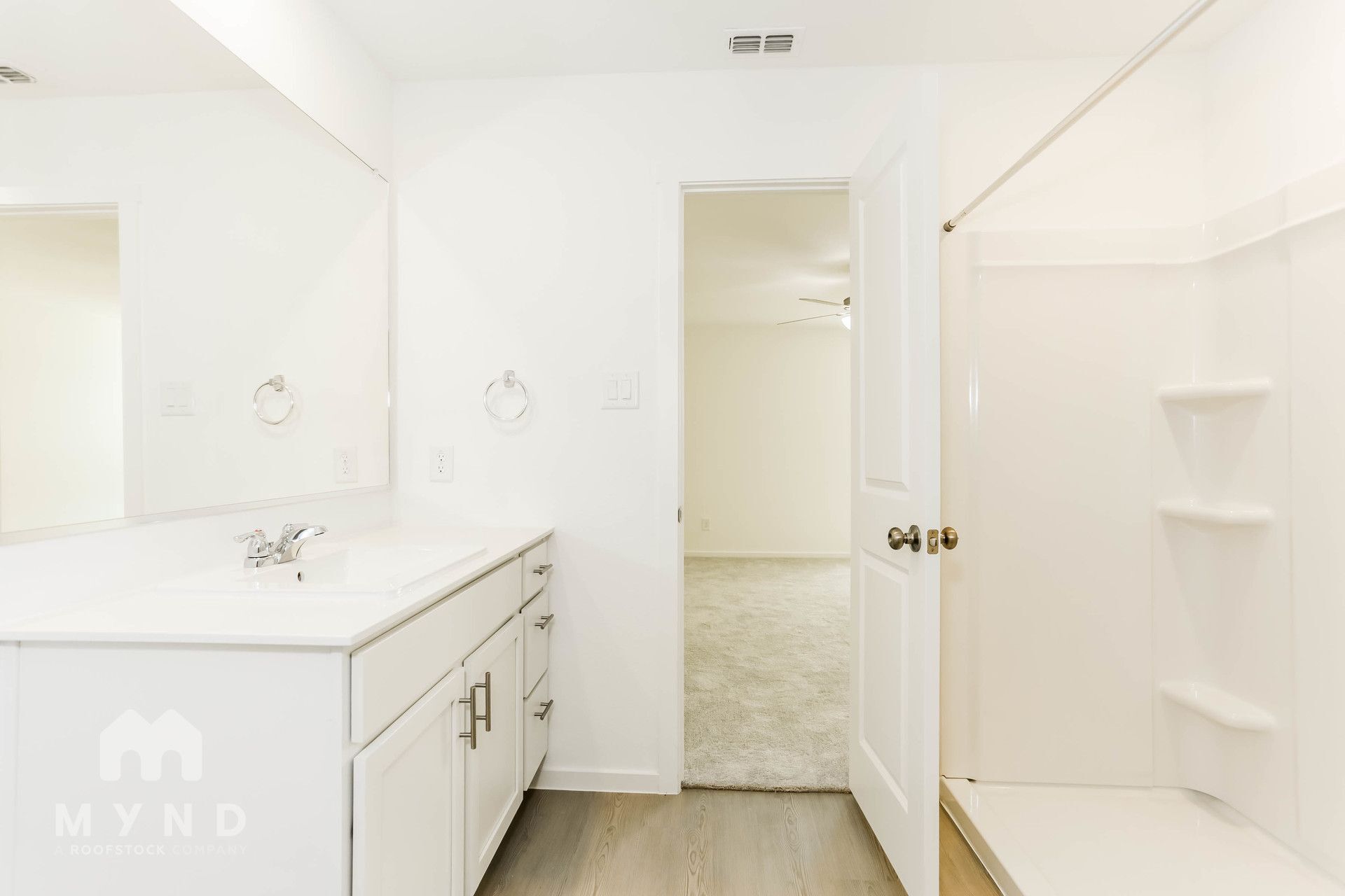 Building Photo - 2733 Mistwood Dr