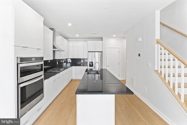 Building Photo - 22328 Roanoke Rise Terrace