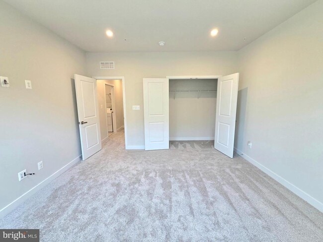 Building Photo - 4540 Dandelion Lp