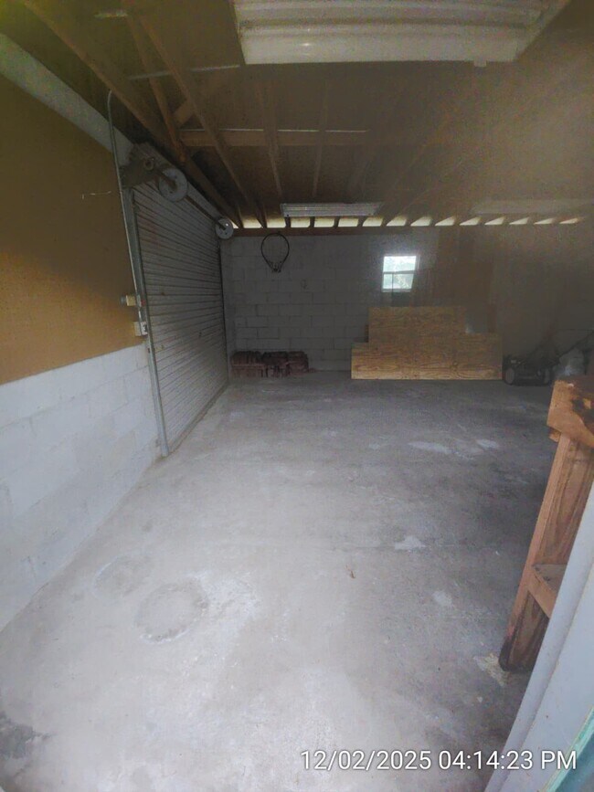 Building Photo - 1017 Varnedoe St