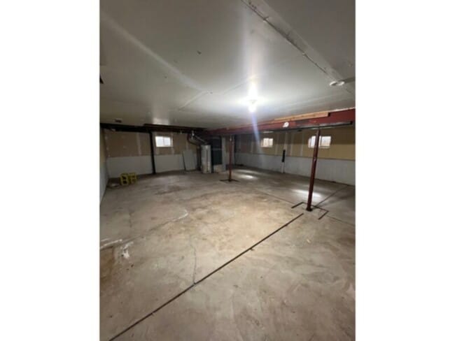 Building Photo - 7644 S Holland Way