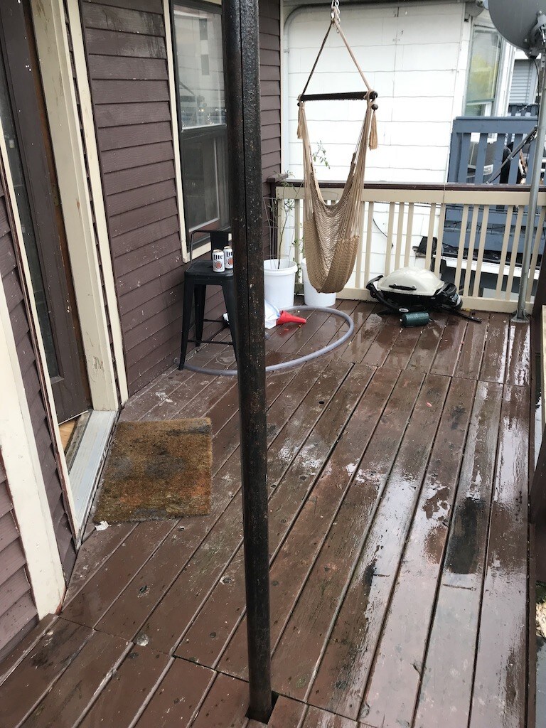 front deck on Mifflin St - 543 W Mifflin St
