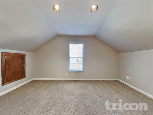 Building Photo - 15 Mossburg Ct