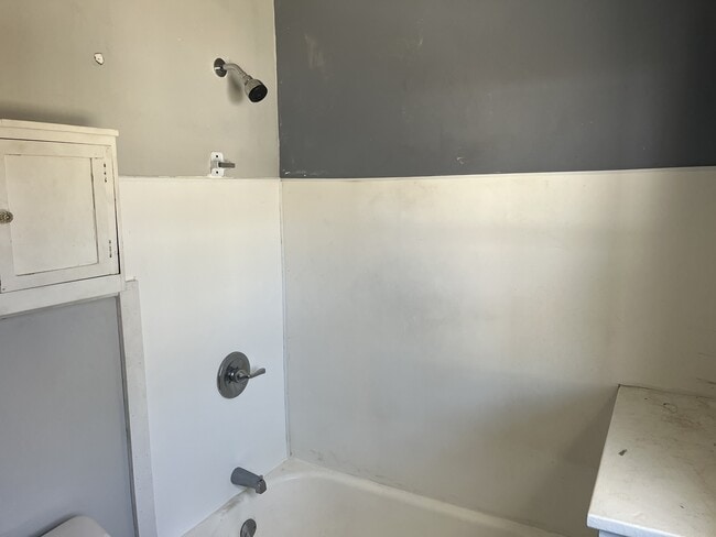 Building Photo - 509 S 18th St
