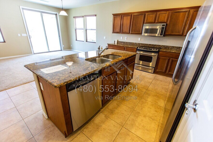 Building Photo - 20767 W Ridge Rd