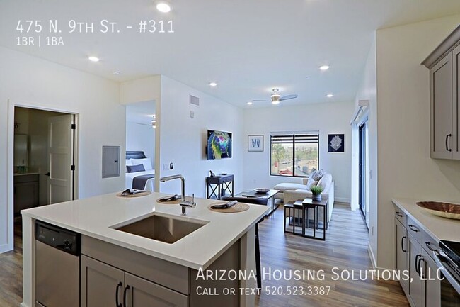 Building Photo - Charming Furnished One Bedroom in Downtown...