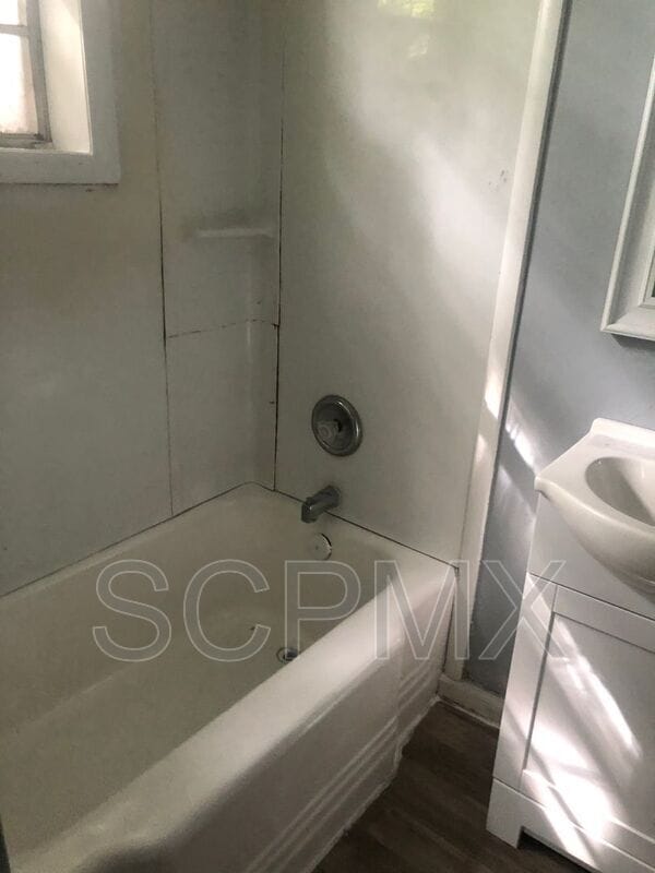 Building Photo - 3444 Navajo St