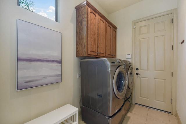 Building Photo - 9900 Tree Bend Cove