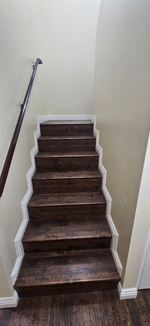 Building Photo - 75(611)