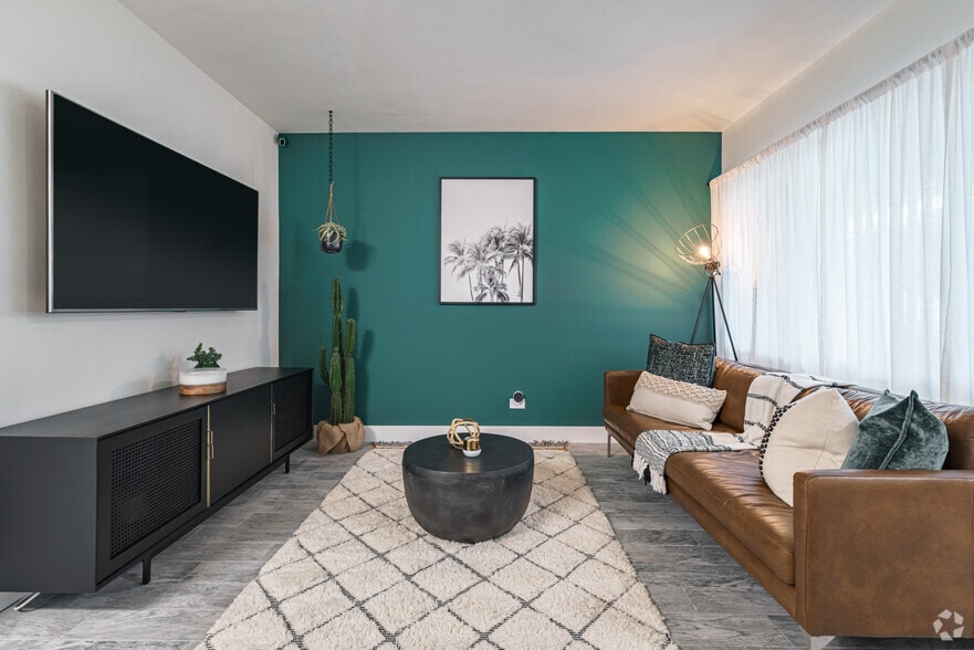 Primary Photo - Cynthia Gardens Apartments