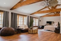 Building Photo - The Blue Pig Loft