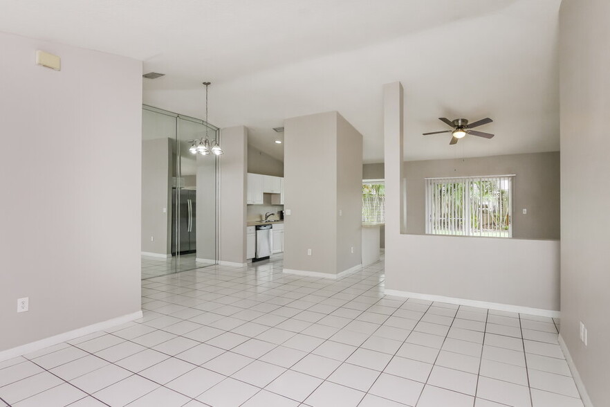 Building Photo - 14730 SW 176th St