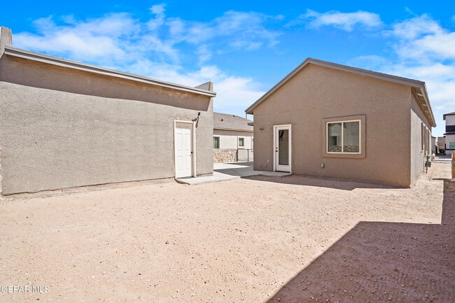 Building Photo - 14329 Bill Lazor Pkwy