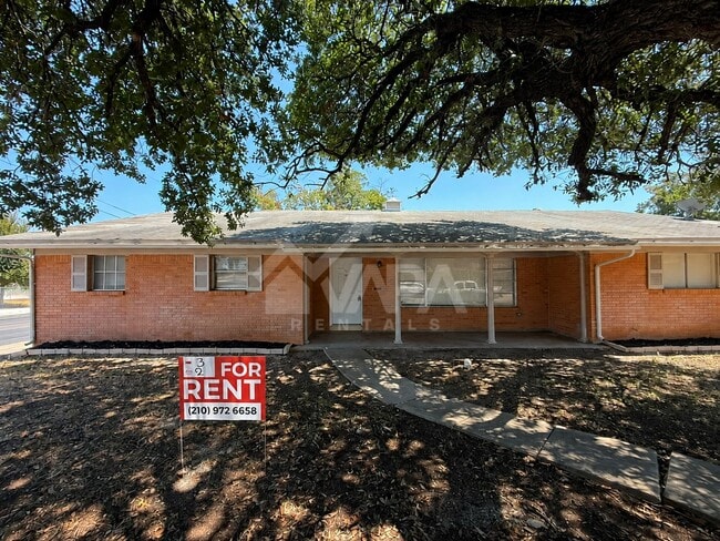 Building Photo - 3602 Skylark Ave