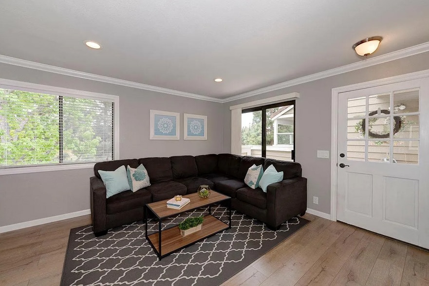 large living area comfortably fits a full sectional - 14 Coventry Ln