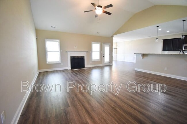 Building Photo - 4625 Blue Sand Hill Rd