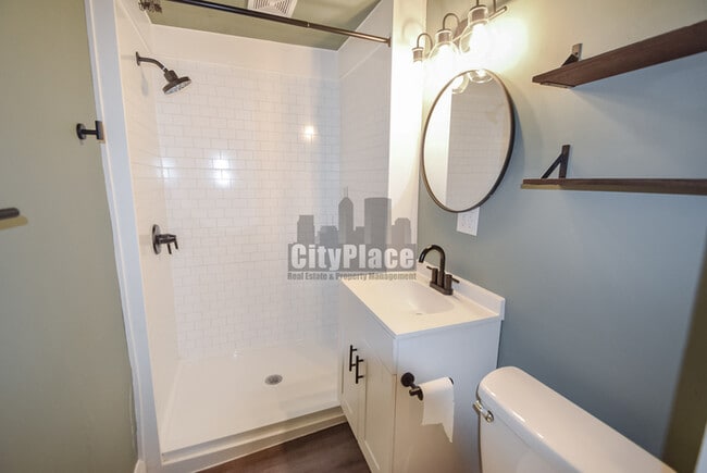 Building Photo - 778 Walnut St