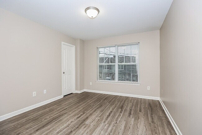 Building Photo - 8055 Logan Dr