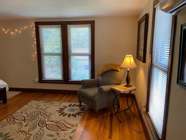 Sitting Area - 120 W 26th St