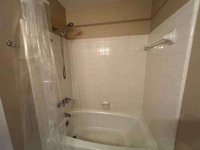 Building Photo - 1201 Linton Ct