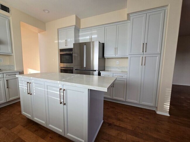 Building Photo - Incredible Home with Spectacular Views in La Jolla