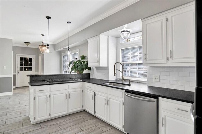 Building Photo - 2127 Ryegate Ct