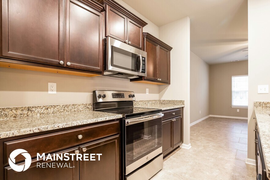 Building Photo - 111 Chyntara Dr