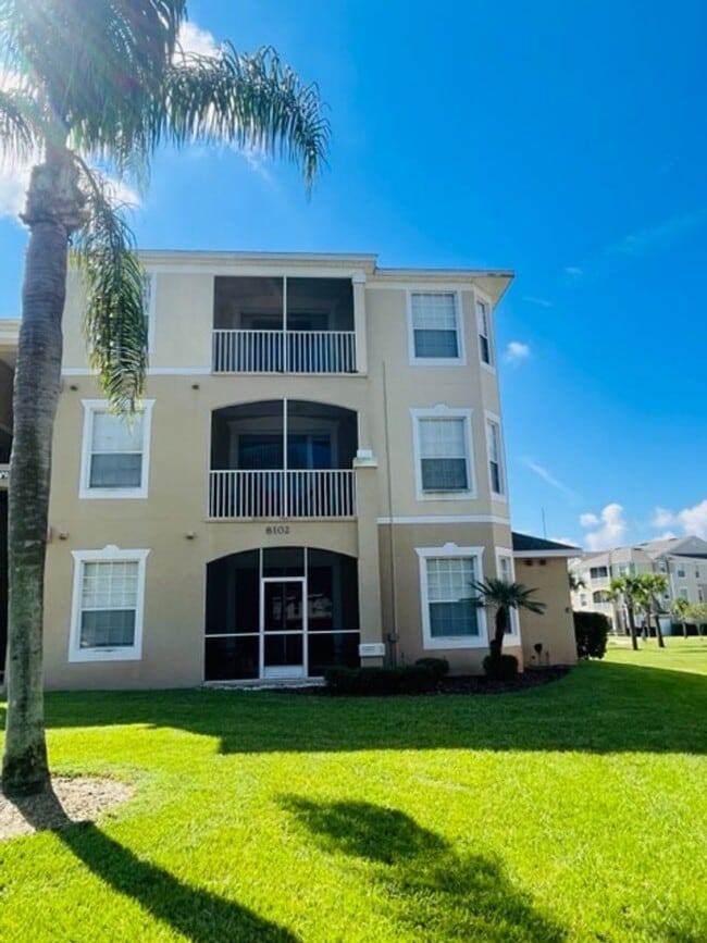 Primary Photo - FURNISHED 3 Bedroom, 2 Bathrooms in the so...