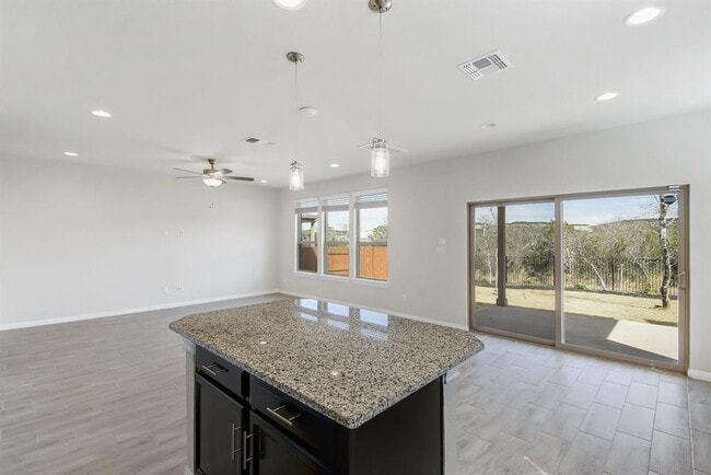Building Photo - 6820 Llano Stage Trl