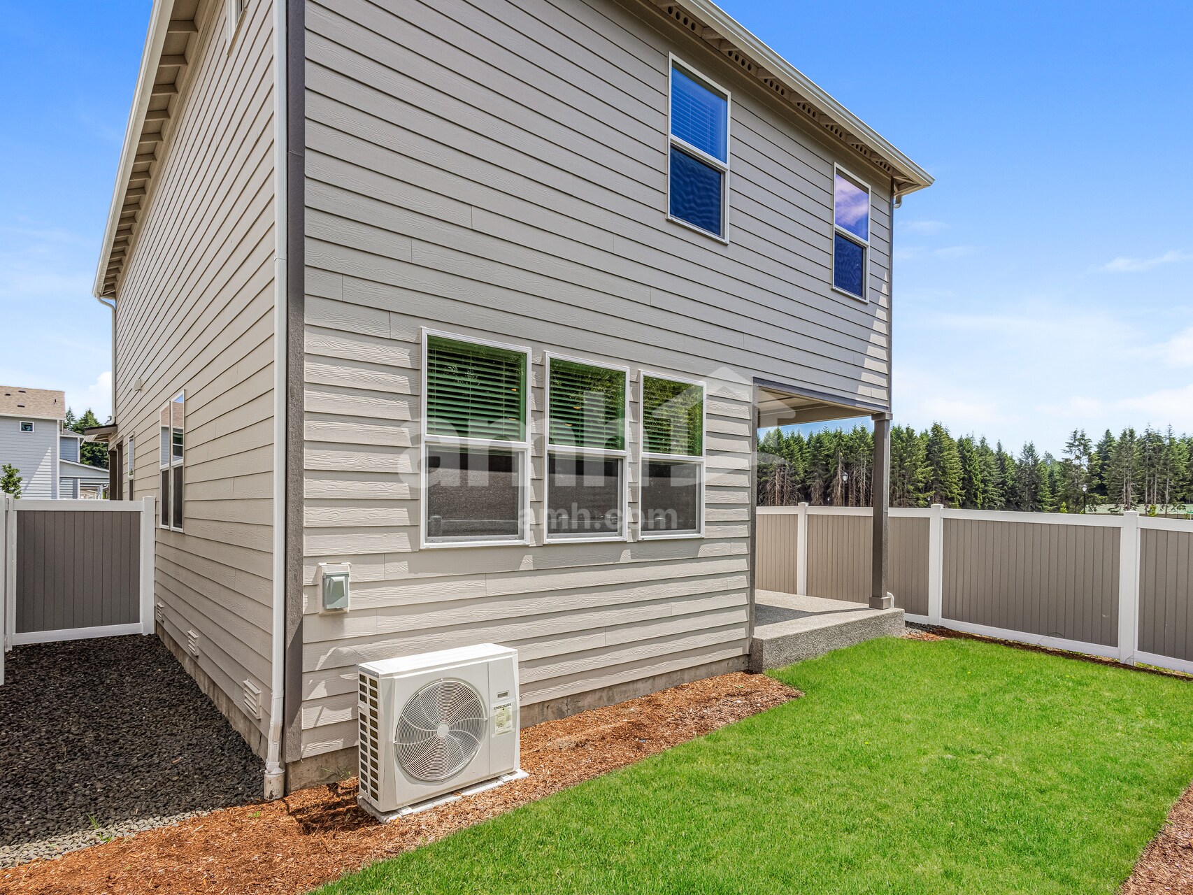 Building Photo - 5431 Turnstone St SE