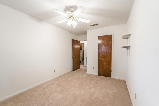 Building Photo - 11531 Kirkmeadow Dr
