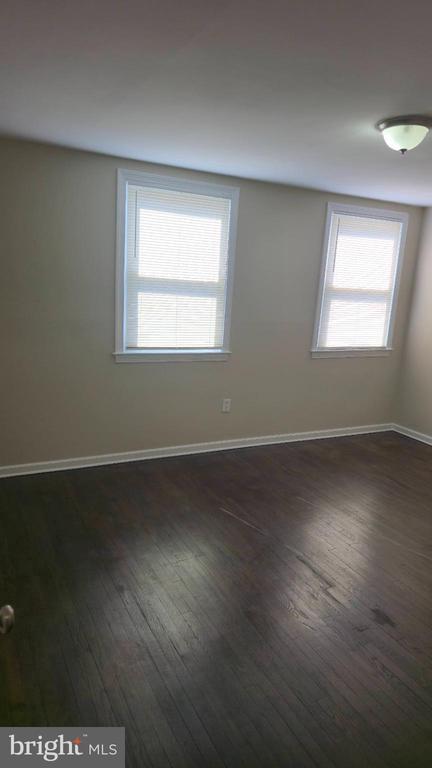 Building Photo - 8004 Gray Haven Rd