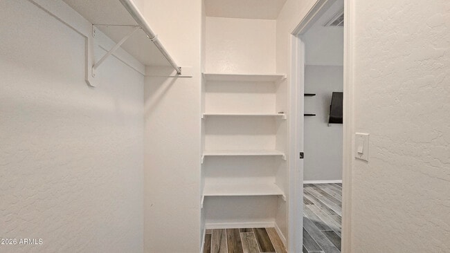 Building Photo - 29411 W Weldon Ave